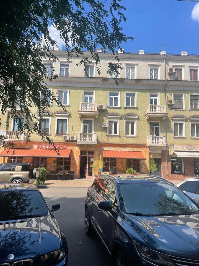 Vip Apartment Karl Marks Avenue كريفوي روغ المظهر الخارجي الصورة